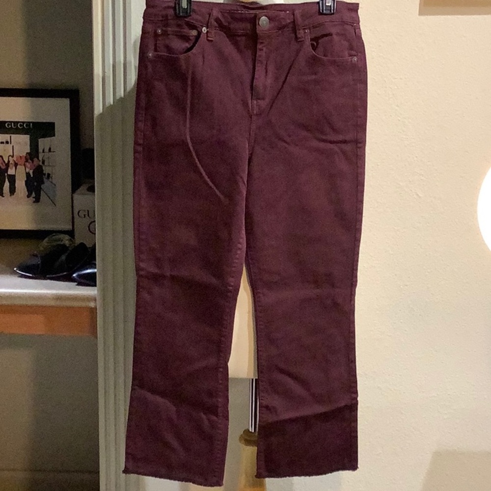 American Eagle maroon hi-rise crop flare